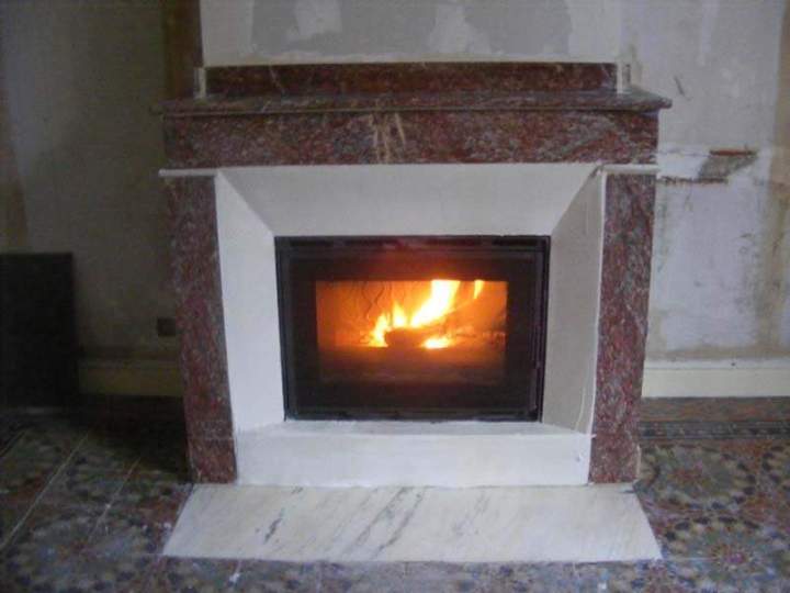 Pose d'insert à bois près de Foix